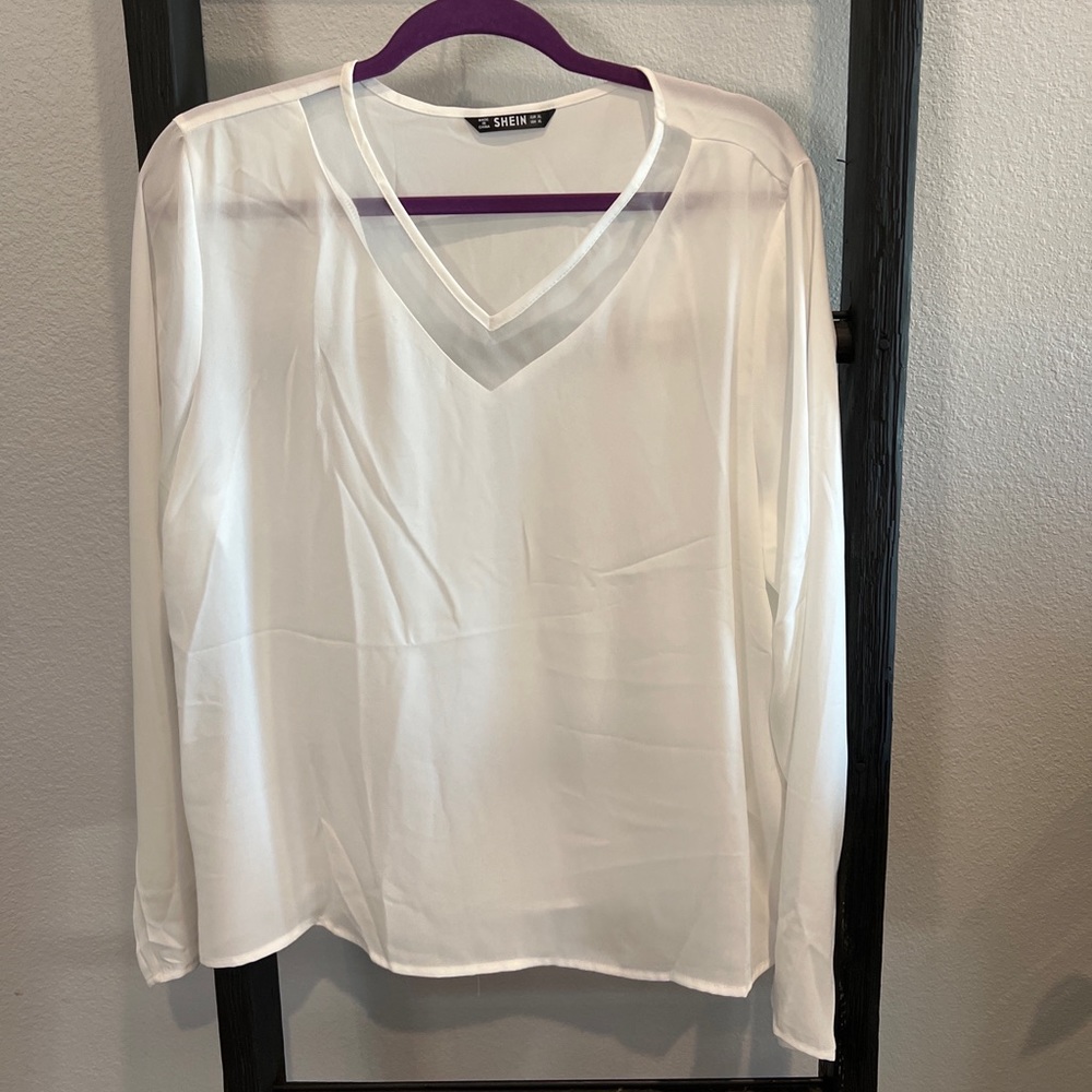Long sleeve white blouse